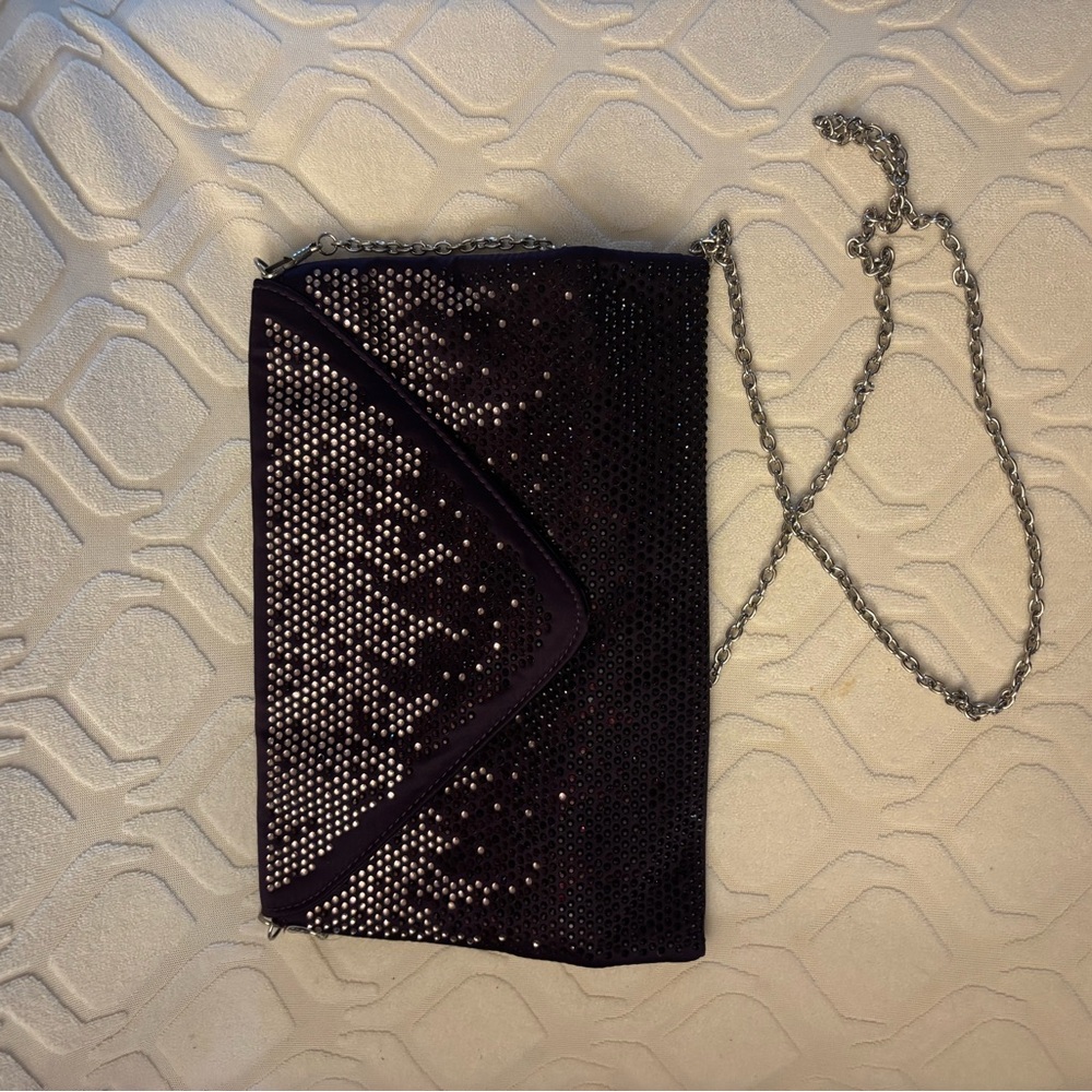 Elegant Purple Clutch with Gold Chain